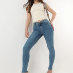 Women High-Rise Skinny Fit Jeans